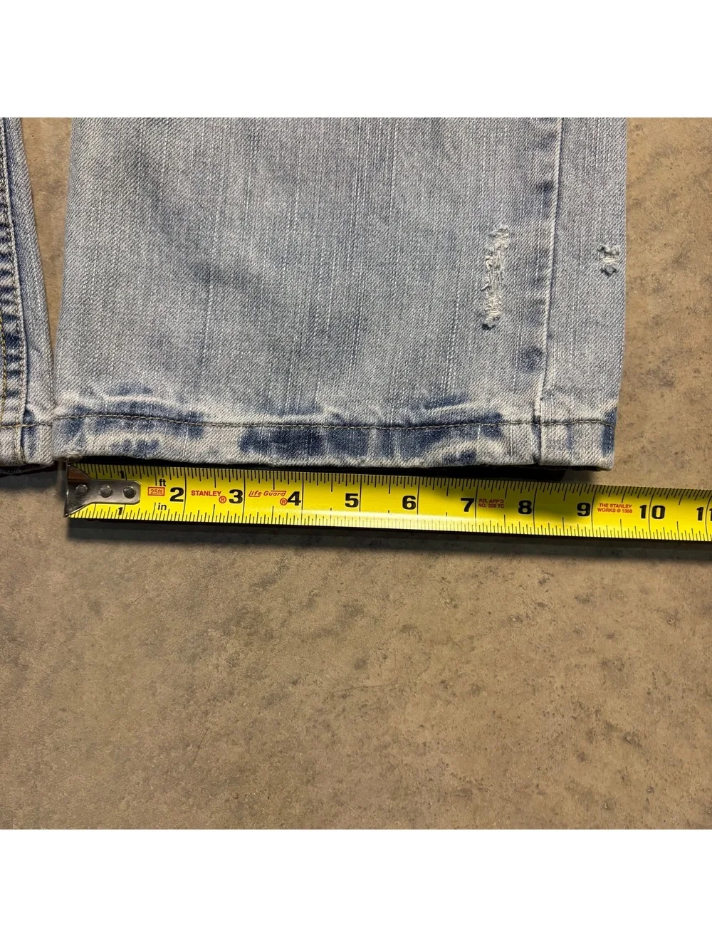 Lee baggy light wash denim jeans
